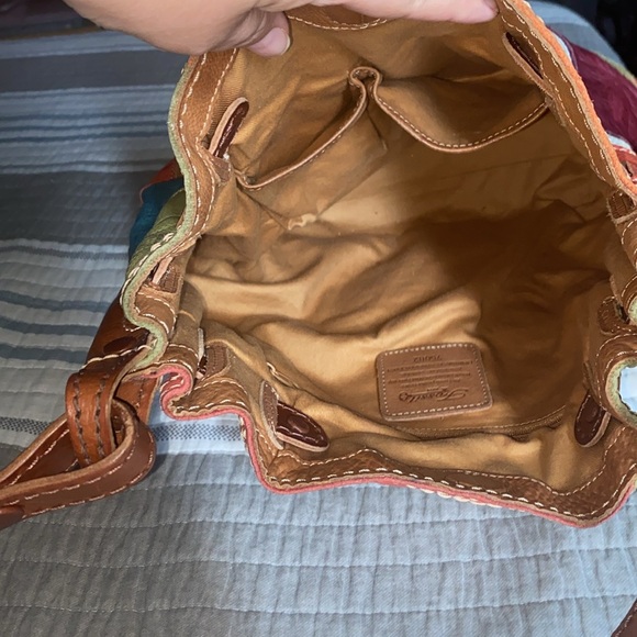 Fossil women’s multi-color patch leather handbag. - Picture 5 of 7